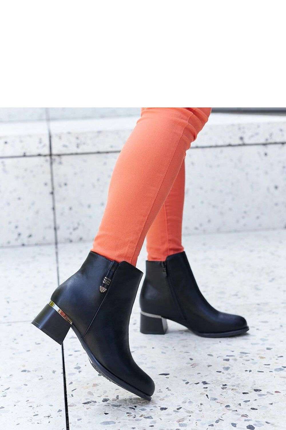 Heel boots model 206548